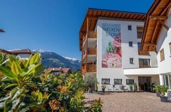 residence-nelkenstein-schenna-meraner-land-suedtirol (37)